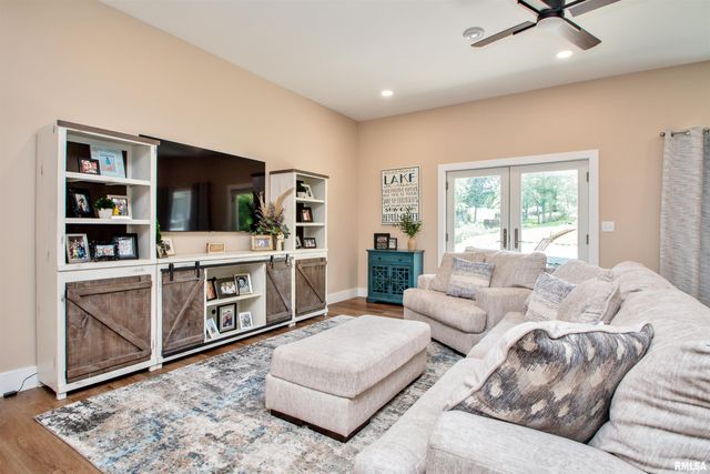 478 GREENFIELD Court, Dahinda, IL 61428