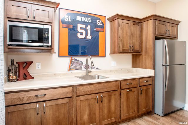 478 GREENFIELD Court, Dahinda, IL 61428