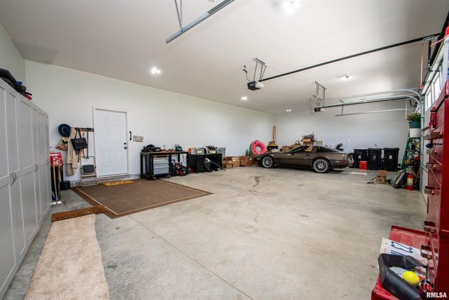 478 GREENFIELD Court, Dahinda, IL 61428