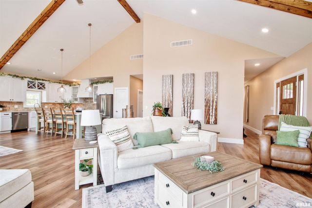 478 GREENFIELD Court, Dahinda, IL 61428