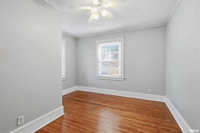 2440 CAREY Avenue, Davenport, IA 52803