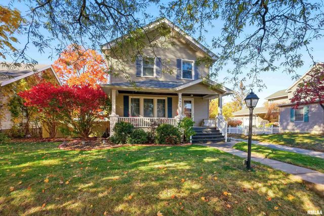 2440 CAREY Avenue, Davenport, IA 52803