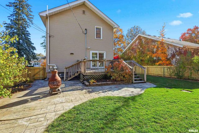 2440 CAREY Avenue, Davenport, IA 52803