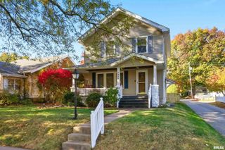 2440 CAREY Avenue, Davenport, IA 52803
