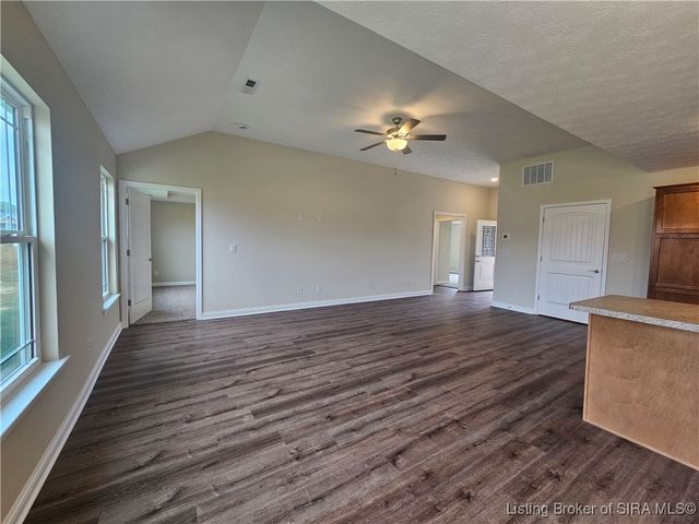 8160 Timber Lane NE 404, New Salisbury, IN 47161