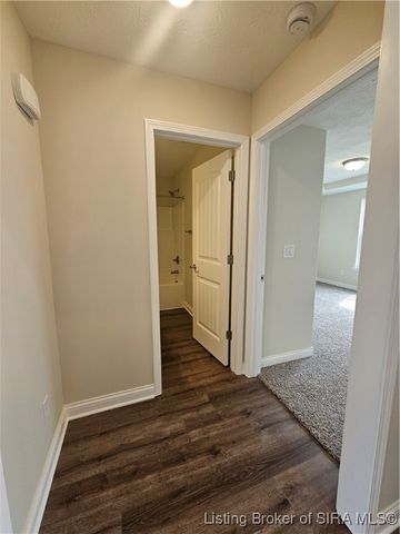 8160 Timber Lane NE 404, New Salisbury, IN 47161