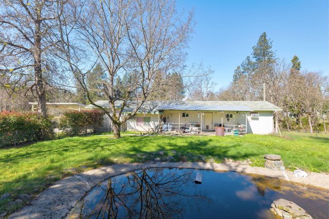 885 Plumtree Lane, Grants Pass, OR 97526
