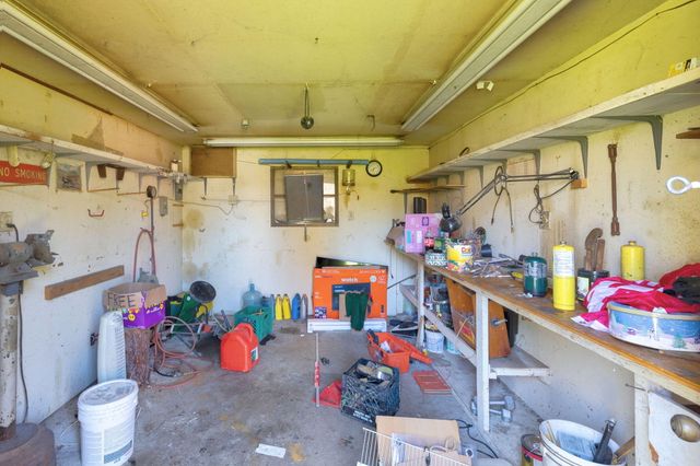 885 Plumtree Lane, Grants Pass, OR 97526