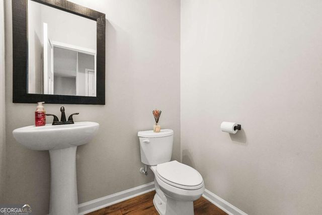 435 Paynes Lake Road, Carrollton, GA 30116