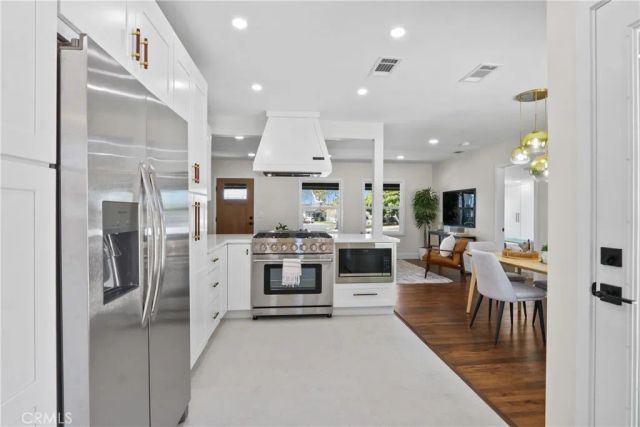 22910 Cabrillo Avenue, Torrance, CA 90501