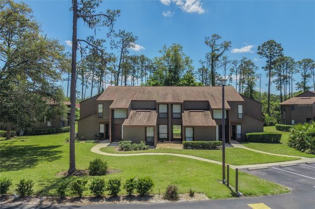 16 HEMBURY LANE 16, Palm Coast, FL 32137