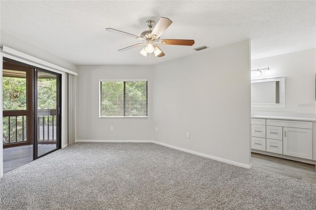 16 HEMBURY LANE 16, Palm Coast, FL 32137