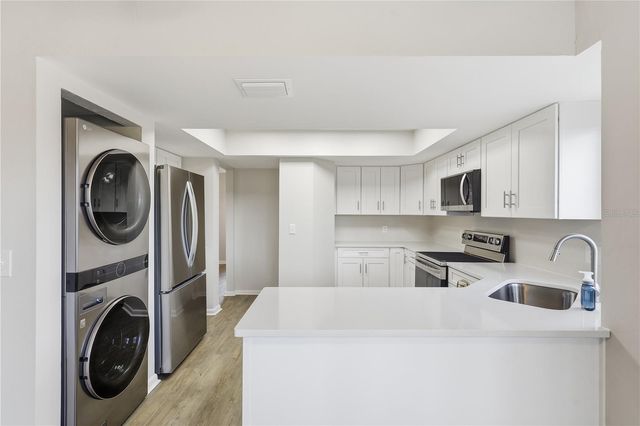 16 HEMBURY LANE 16, Palm Coast, FL 32137