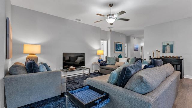 330 TRAVELERS CREEK DRIVE, Auburndale, FL 33823