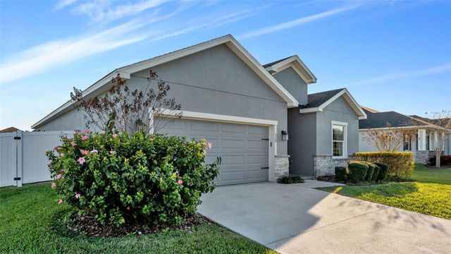 330 TRAVELERS CREEK DRIVE, Auburndale, FL 33823