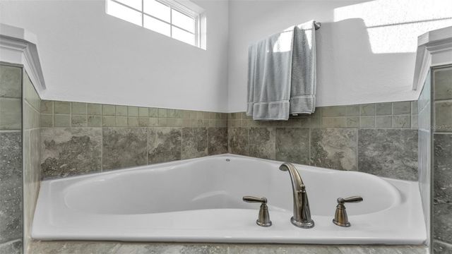 330 TRAVELERS CREEK DRIVE, Auburndale, FL 33823