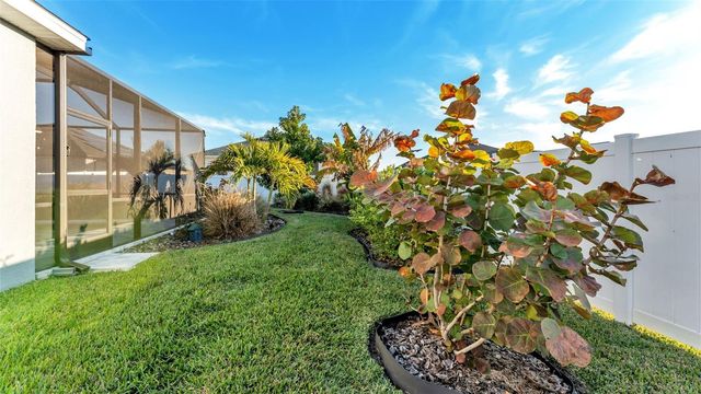 330 TRAVELERS CREEK DRIVE, Auburndale, FL 33823