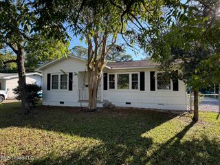 4000 Chamberlain Avenue, Gulfport, MS 39507
