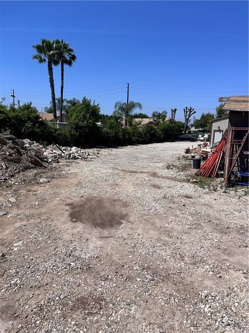 740 N Amelia Avenue, San Dimas, CA 91773