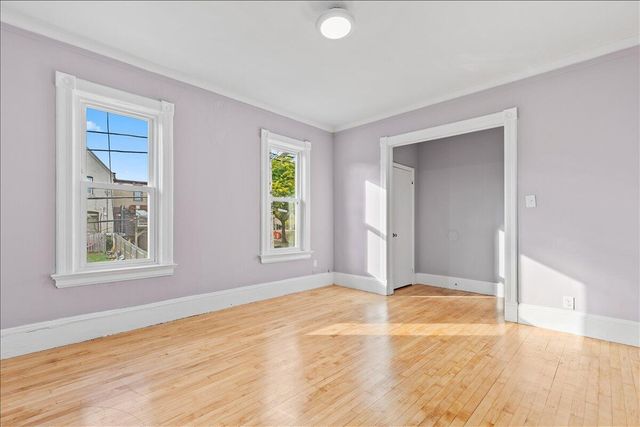 818 S 36th STREET, Milwaukee, WI 53215