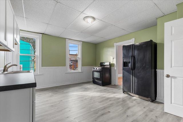 818 S 36th STREET, Milwaukee, WI 53215