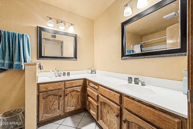 3726 E SALINAS Street, Phoenix, AZ 85044
