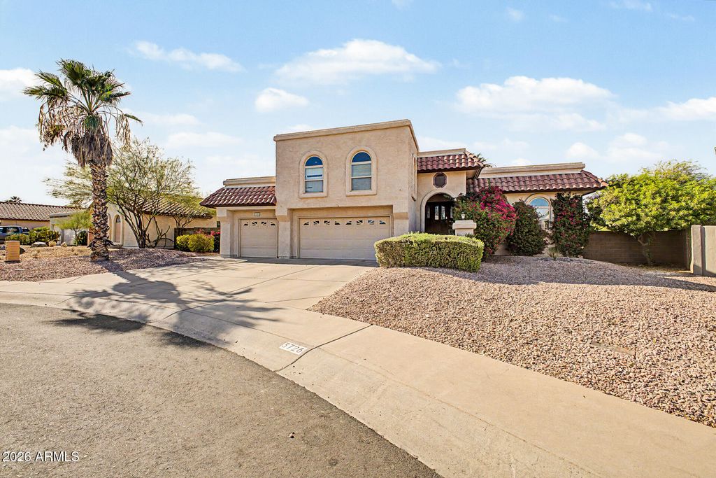 3726 E SALINAS Street, Phoenix, AZ 85044