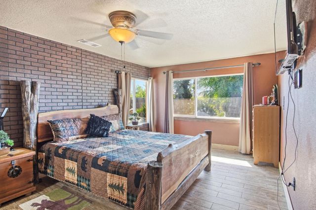 5200 Gratton Rd, Denair, CA 95316
