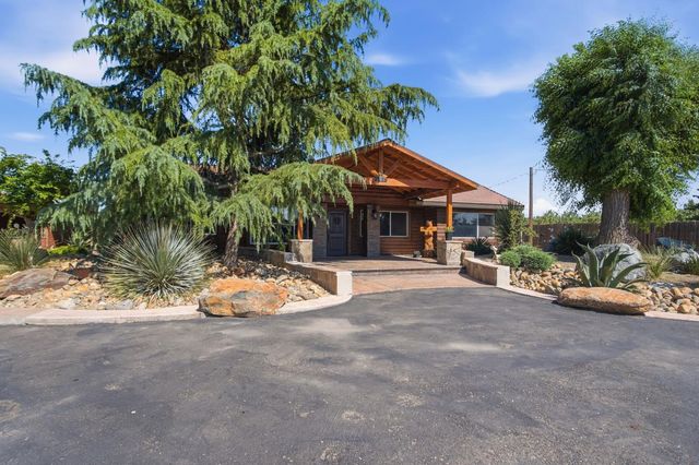 5200 Gratton Rd, Denair, CA 95316