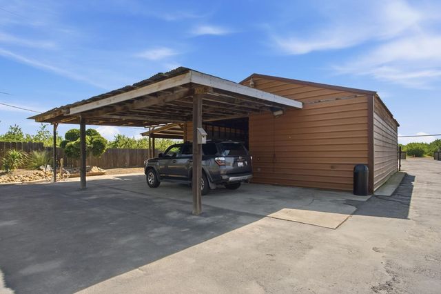 5200 Gratton Rd, Denair, CA 95316