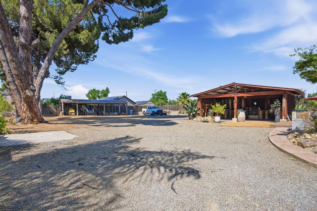 5200 Gratton Rd, Denair, CA 95316