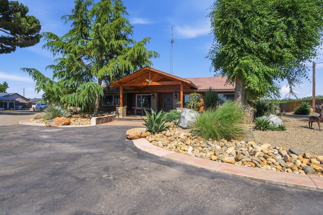 5200 Gratton Rd, Denair, CA 95316