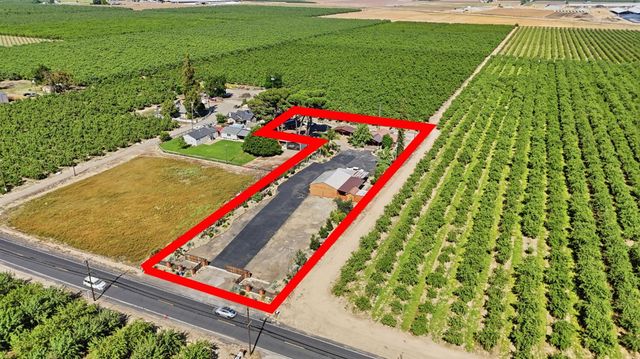 5200 Gratton Rd, Denair, CA 95316