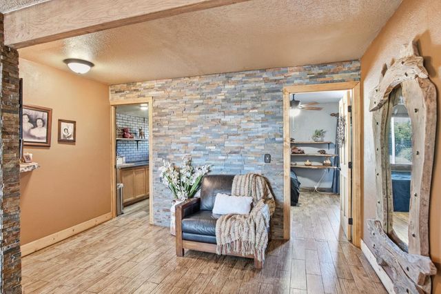 5200 Gratton Rd, Denair, CA 95316