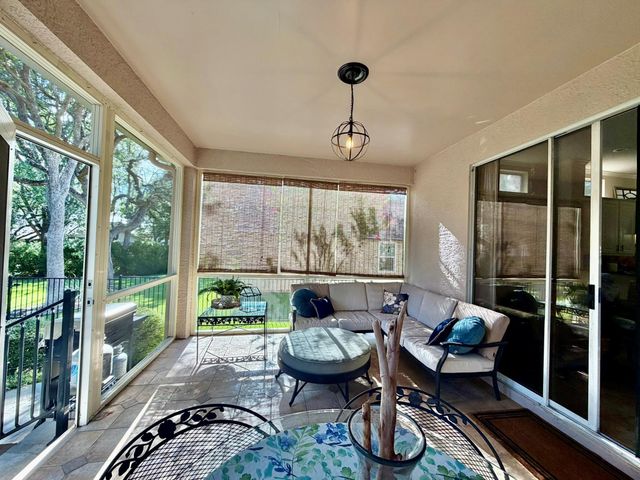 100 Enchanted DR, Georgetown, TX 78633