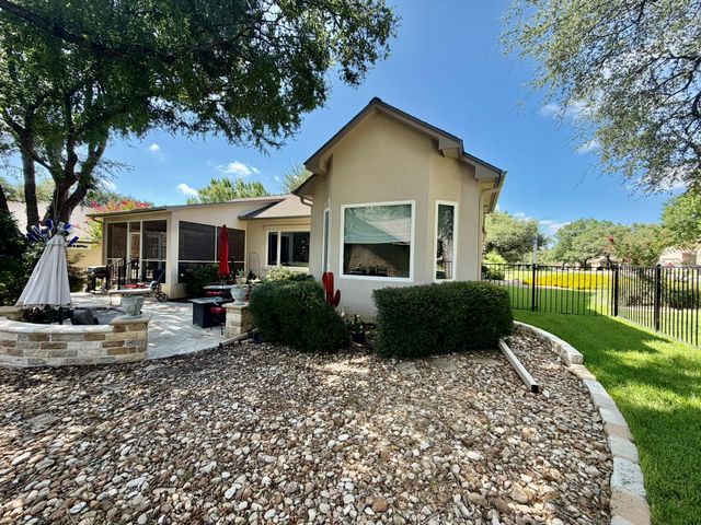 100 Enchanted DR, Georgetown, TX 78633
