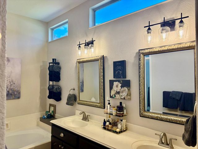 100 Enchanted DR, Georgetown, TX 78633
