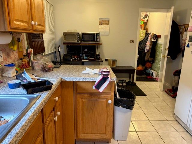 8053 W Churchill Avenue, Niles, IL 60714