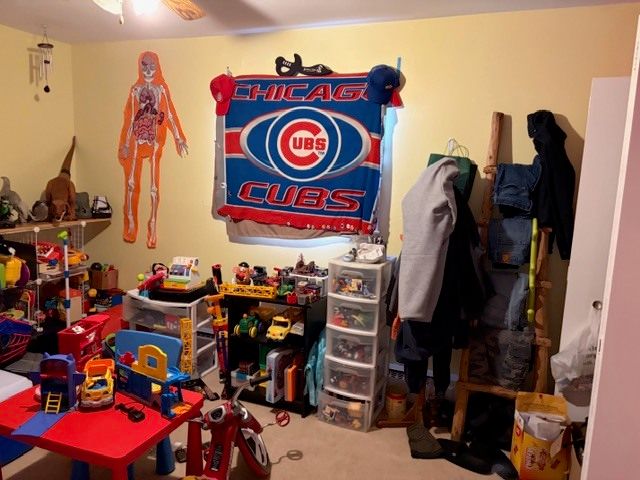 8053 W Churchill Avenue, Niles, IL 60714