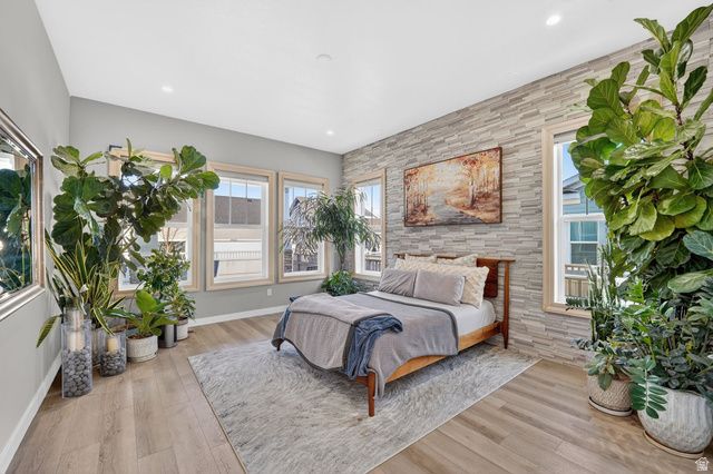 6942 W DOCKSIDER DR, South Jordan, UT 84009