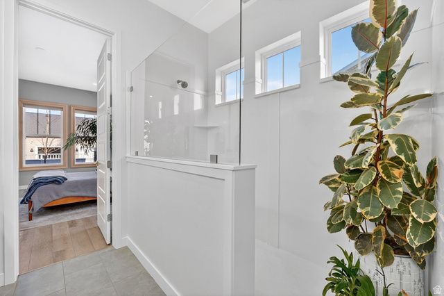 6942 W DOCKSIDER DR, South Jordan, UT 84009