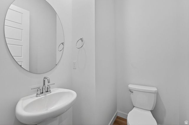 6942 W DOCKSIDER DR, South Jordan, UT 84009