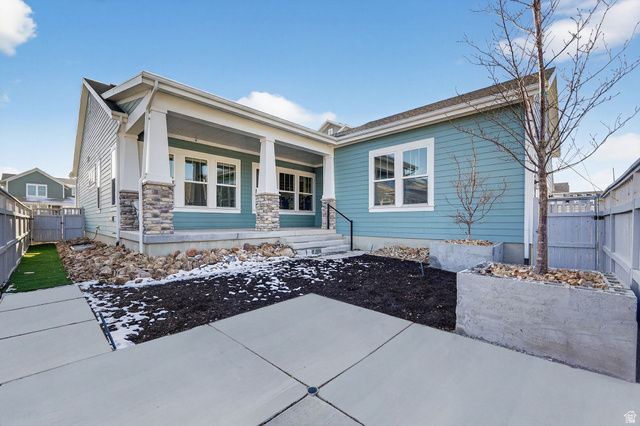 6942 W DOCKSIDER DR, South Jordan, UT 84009