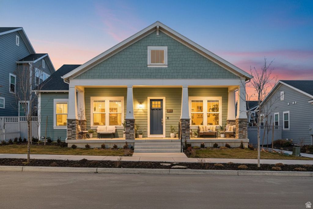 6942 W DOCKSIDER DR, South Jordan, UT 84009