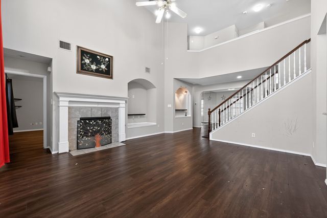 205 Lake Village Drive, Mckinney, TX 75071