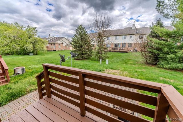 1030 Lorenzo Court, Troy, MI 48085