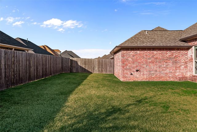 329 Camelback Drive, Bossier City, LA 71111