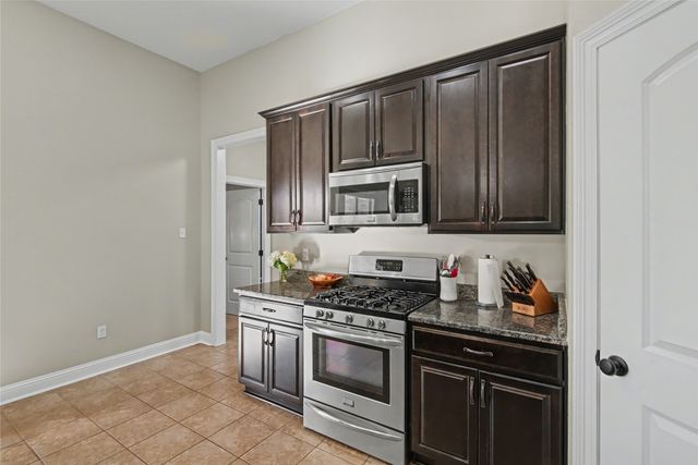 329 Camelback Drive, Bossier City, LA 71111