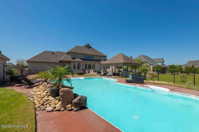 1223 Autumn Lakes Drive, Grimesland, NC 27837