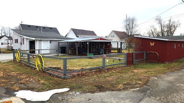 500 S 22nd Street, Elwood, IN 46036